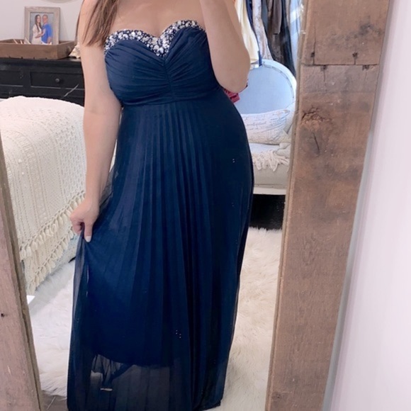 B. darlin formal maxi dress gown size 5/6 - Picture 3 of 9